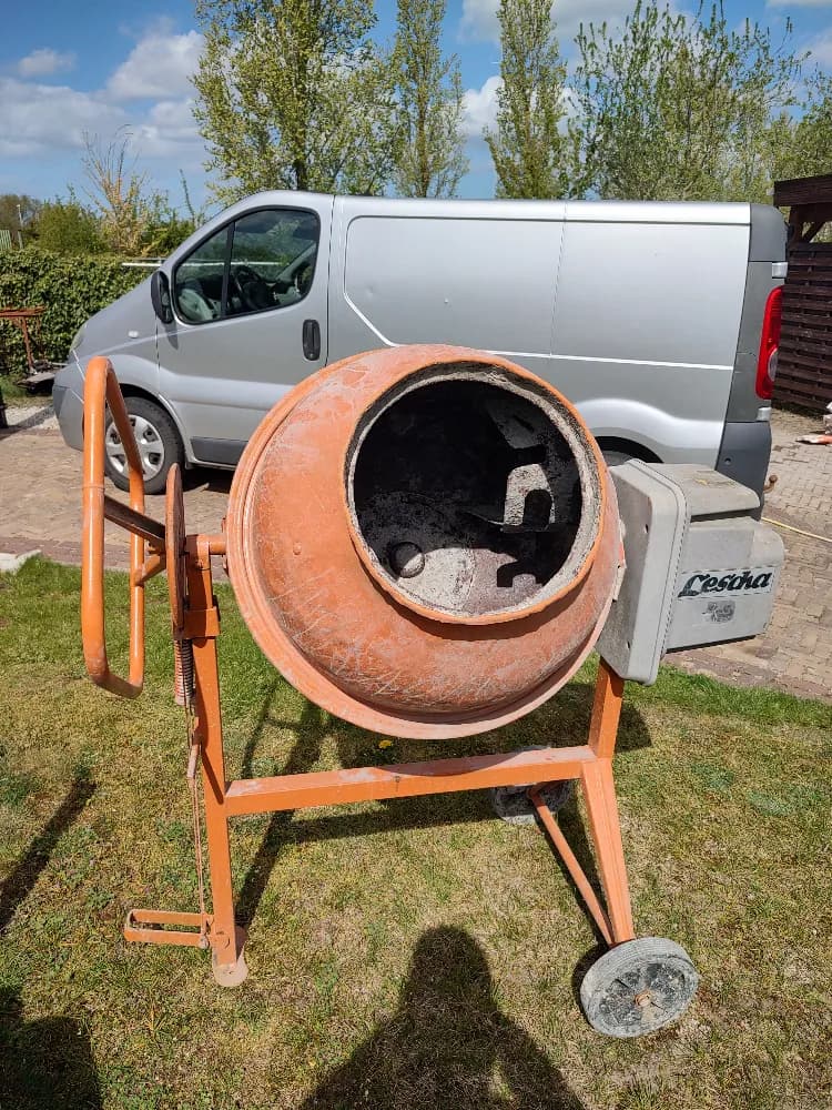 Betonmolen Lescha SM 145 S